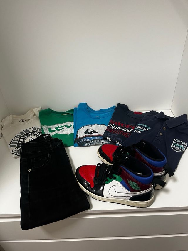 Lote 4 camisetas niño 8 años