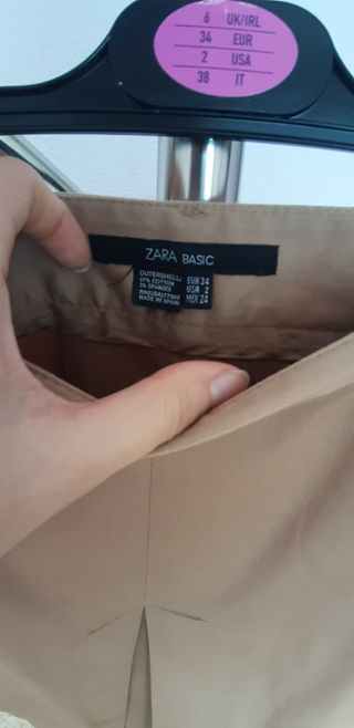 Falda midi de Zara. Totalmente nueva. Talla XS/34.