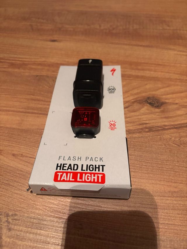 Luces Specialized Headlight y Taillight PVP 69