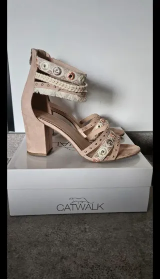 Sandalias Catwalk Talla 42 Beige Multicolor