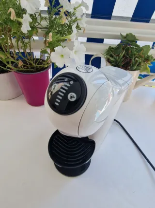 Cafetera Dolce Gusto