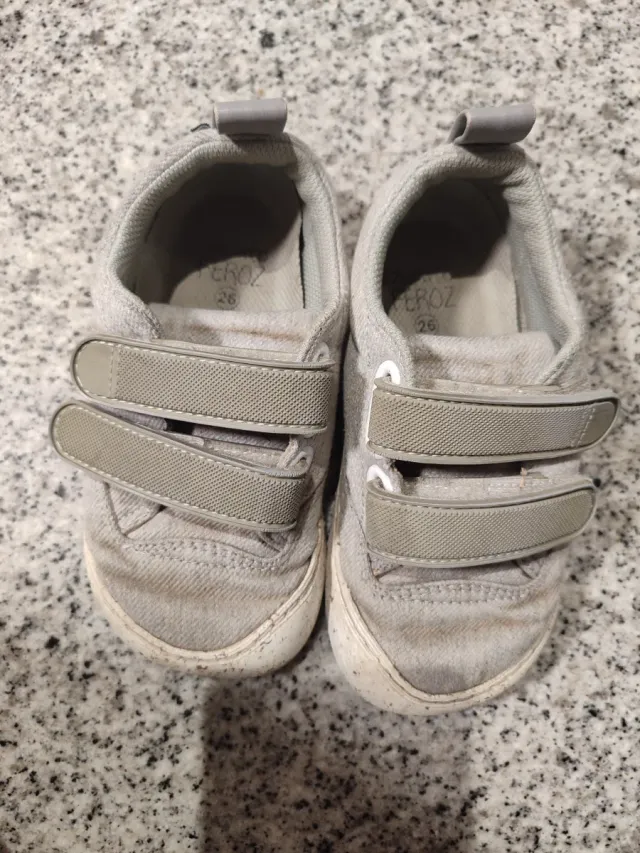 Zapatos Feroz T26 Velcro Gris