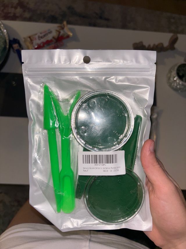 Dispensatori di semi verdi