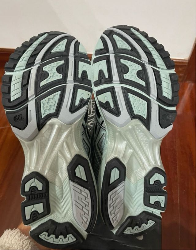 Zapatillas Asics Gel Nimbus 10.1 Plata/Verde Azul