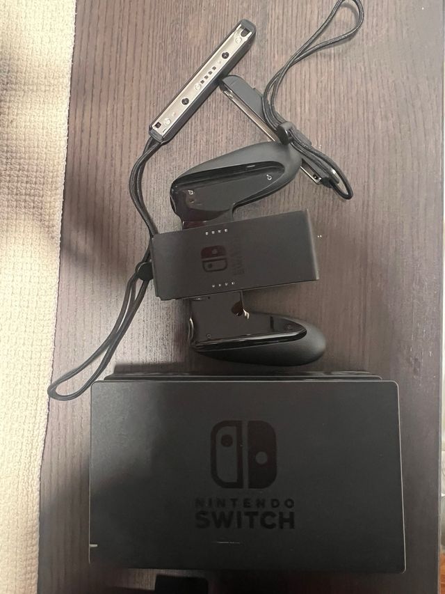 Nintendo Switch Negra con funda