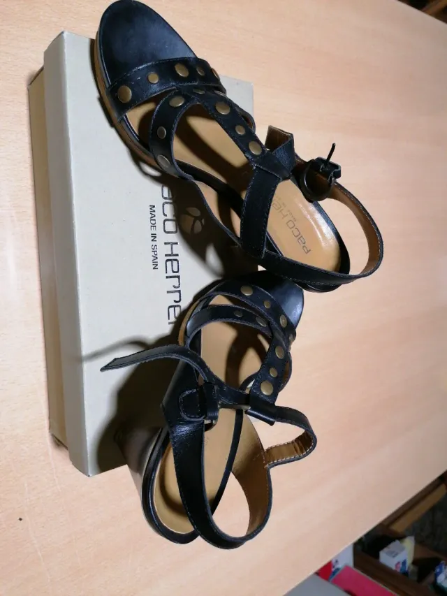 Sandalias Paco Herrero negras