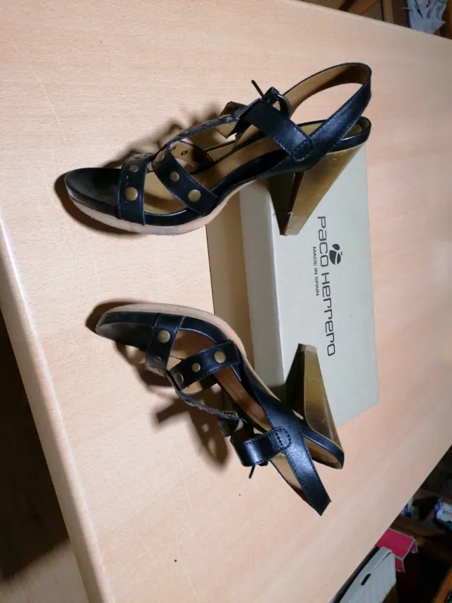 Sandalias Paco Herrero negras