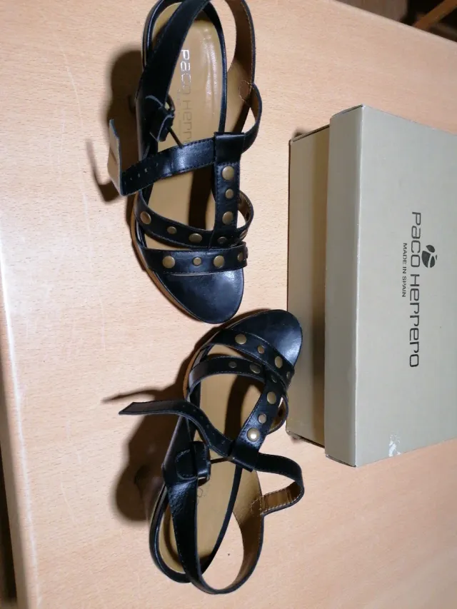 Sandalias Paco Herrero negras