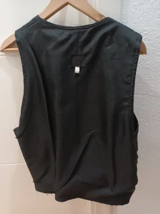 Chaleco de cuero genuino (no imitación a cuero) ne