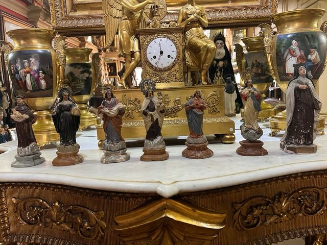 Collezione di 7 antiche figure religiose in terracotta