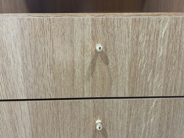 Cajonera de 6 cajones y 2 zonas abiertas