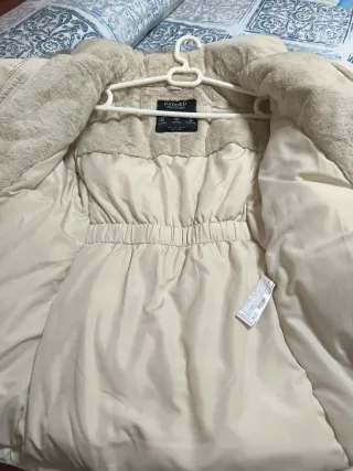 Abrigo blanco crema Stradivarius talla L