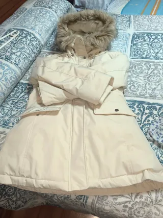 Abrigo blanco crema Stradivarius talla L