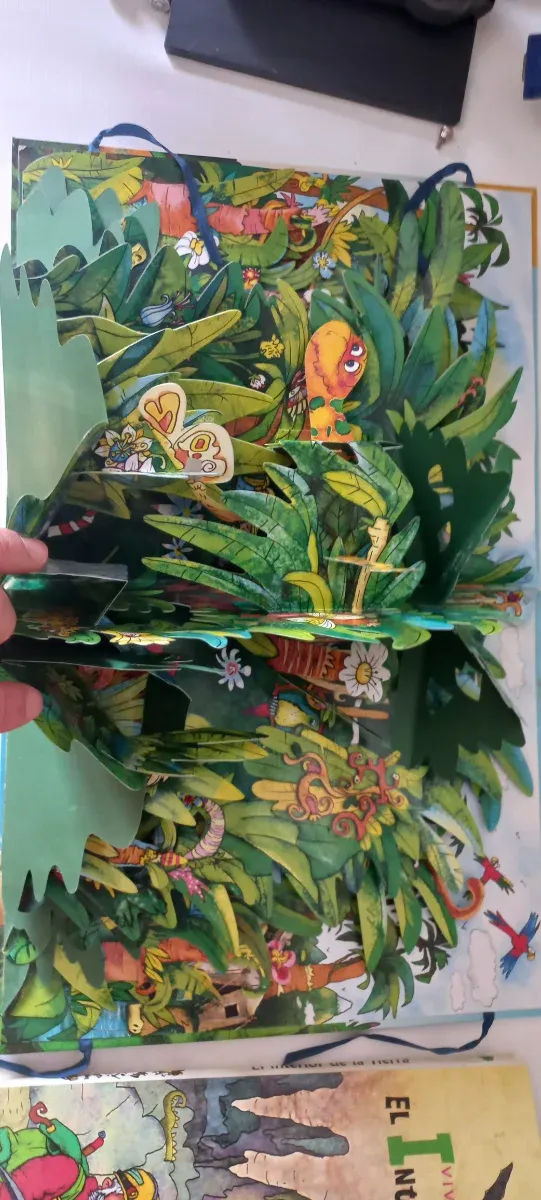 Colección 10 libros Pop-Up llenos color y aventura