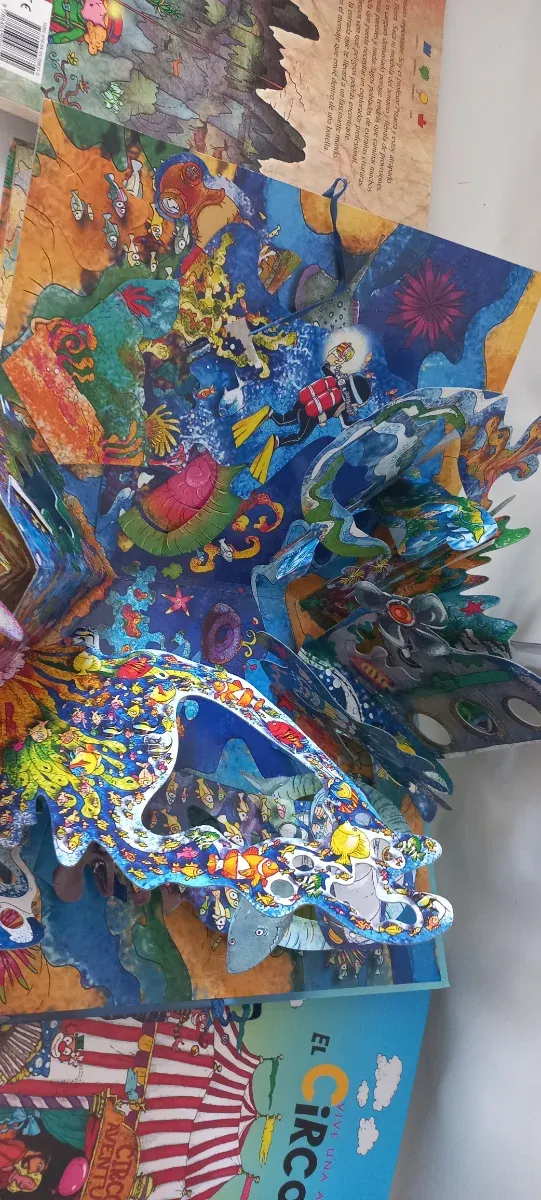 Colección 10 libros Pop-Up llenos color y aventura