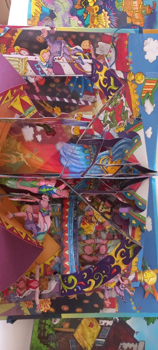 Colección 10 libros Pop-Up llenos color y aventura