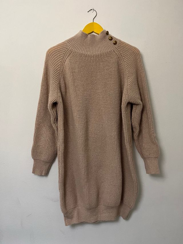 Vestido de punto beige talla M pero abarca hasta L