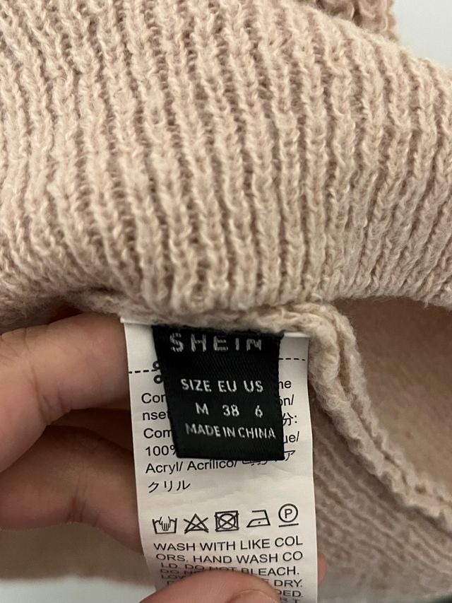 Vestido de punto beige talla M pero abarca hasta L