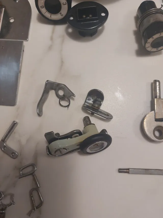 Maquina de coser Alfa Rotomatic