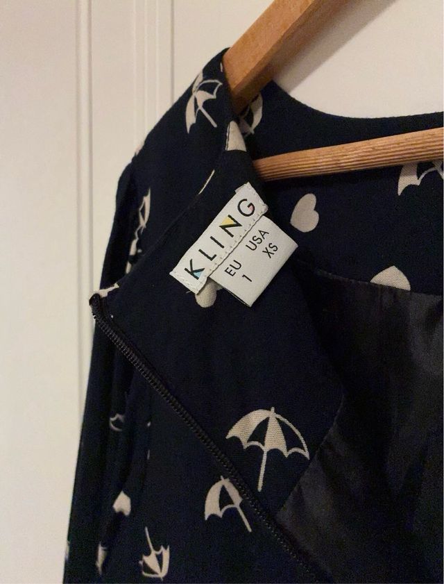 Vestido Kling azul con estampado