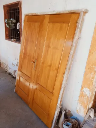 Puerta doble madera pino maciza premarco