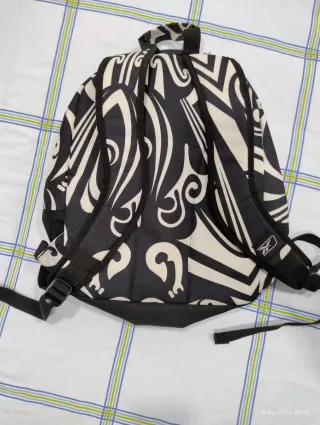 Mochila Reebok Diseño Tribal