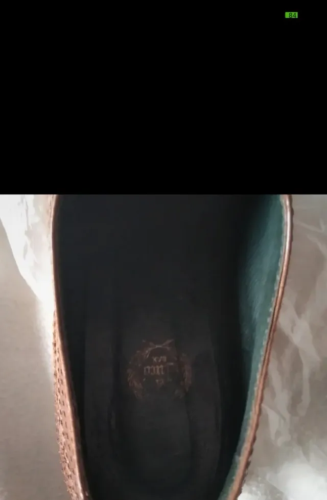 Zapatos de mujer en tonos marrón y beige de cuero