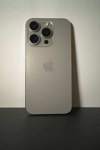 iPhone 15 Pro Titanio 128GB Titanio Naturale