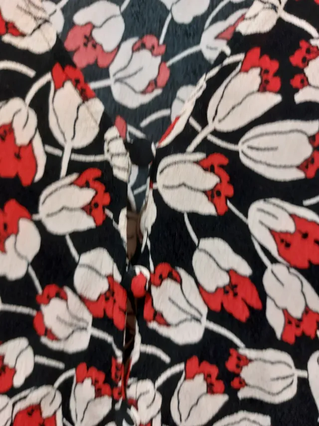 Blusa floral tela fluida Otoño