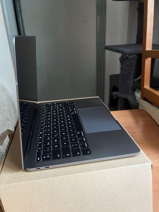 MacBook Pro 13 i7 16GB RAM 500GB SSD