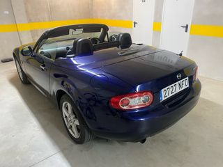 Mazda MX-5 2011