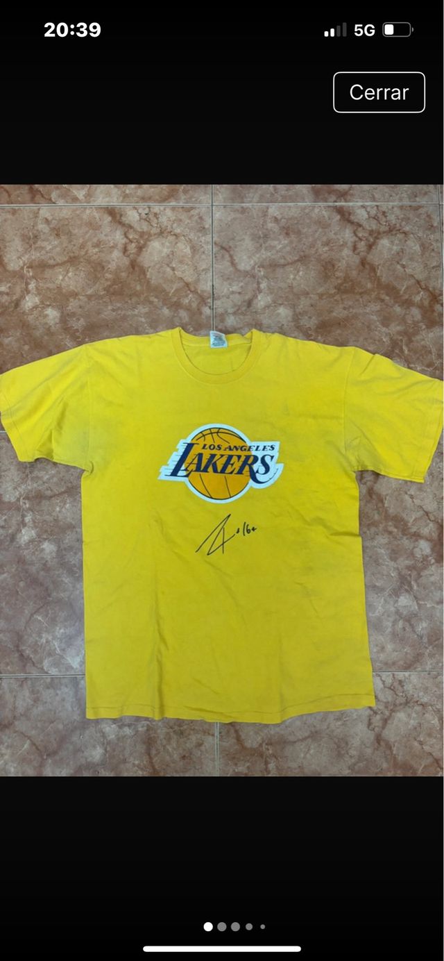 Camiseta Lakers Firmada