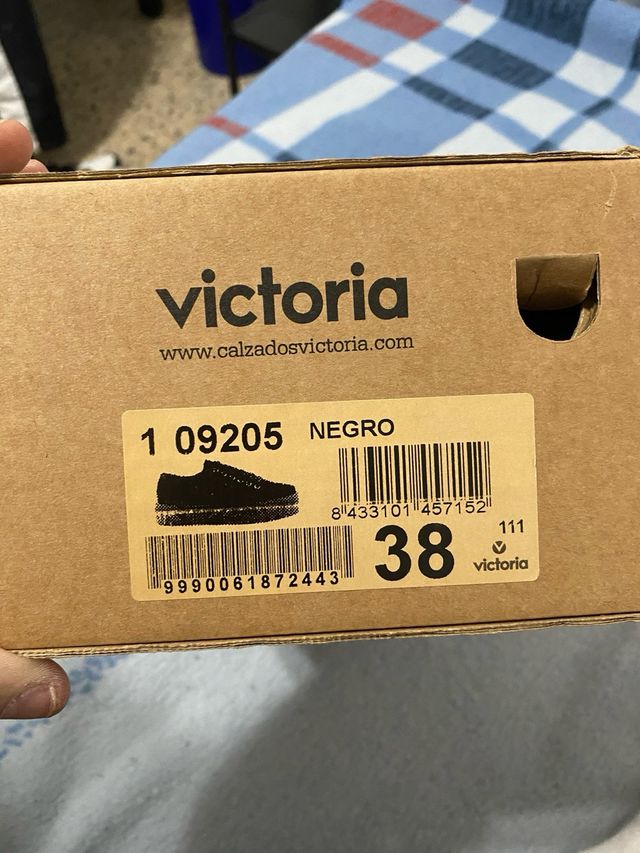 Victoria Zapatillas Negras