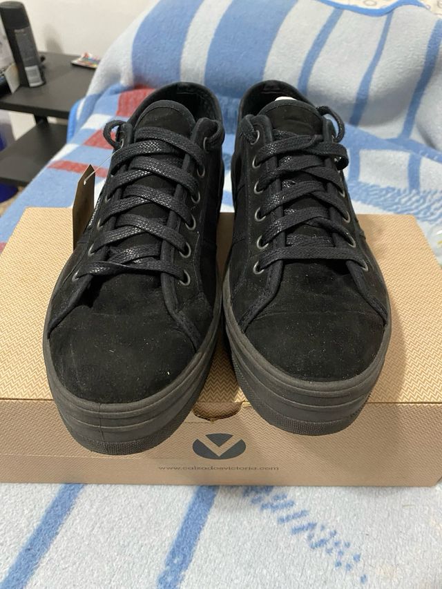Victoria Zapatillas Negras