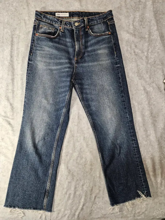 Jeans cropped flare azul Zara