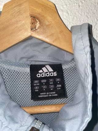 Chaqueta Vintage Adidas Gris y Roja