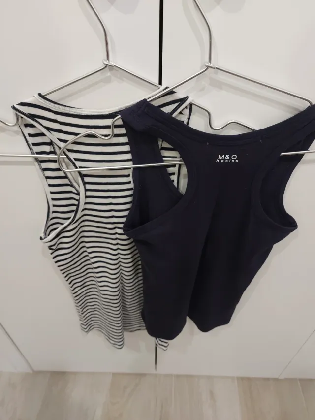 2 Camisetas de tirantes rayas y azul marino