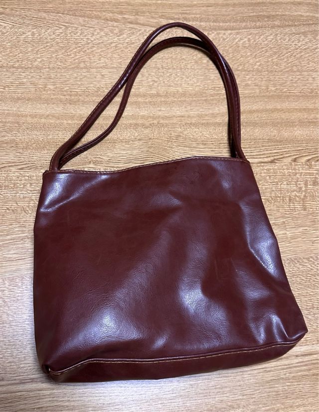 Bolso marrón de hombro