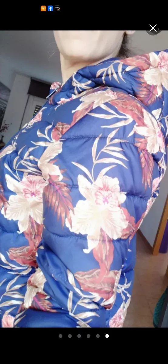 Chaqueta anorak floral