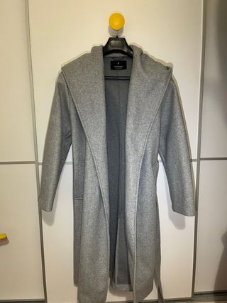 Gabardina gris Stradivarius