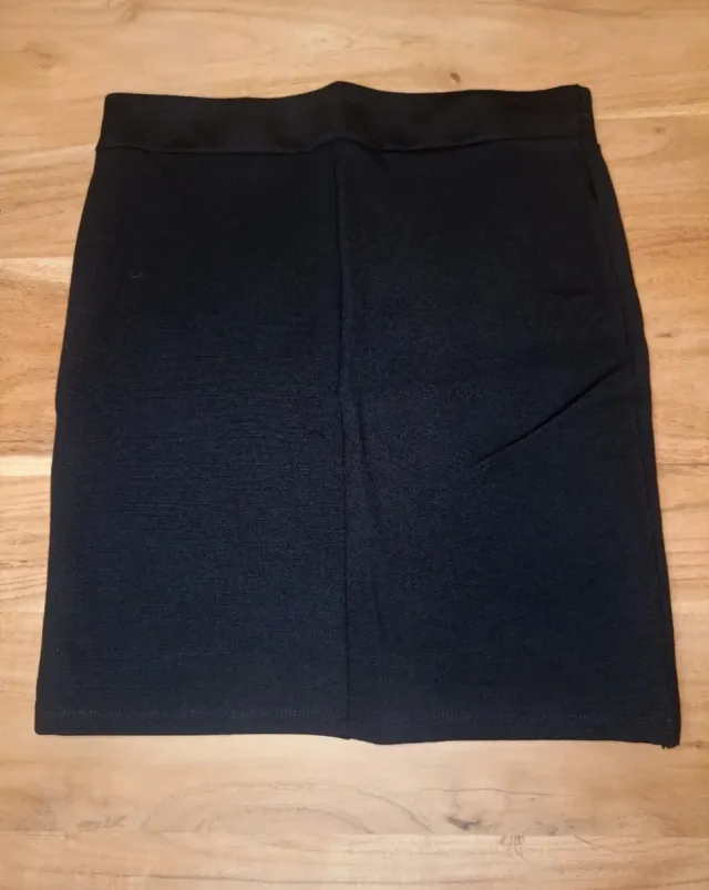 Lote 2 Faldas Tubo Stradivarius Talla L