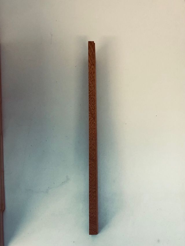 Listelli in legno massello di Iroko