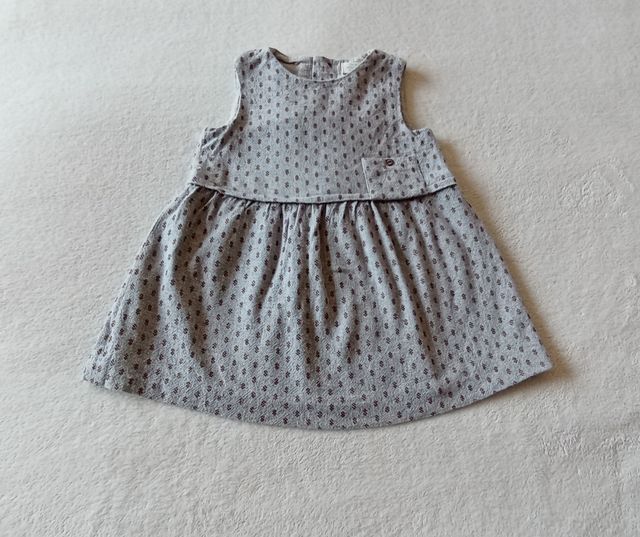 Vestido Zara Baby gris estampado granate