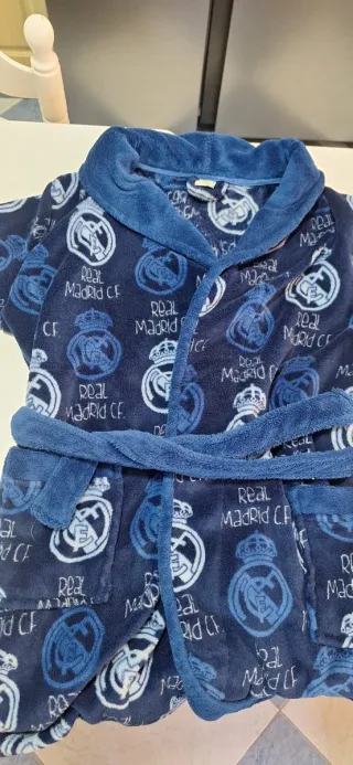 Albornoz Infantil Real Madrid Talla S