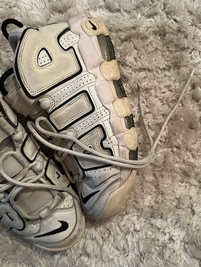 Nike Air More Uptempo Blancas