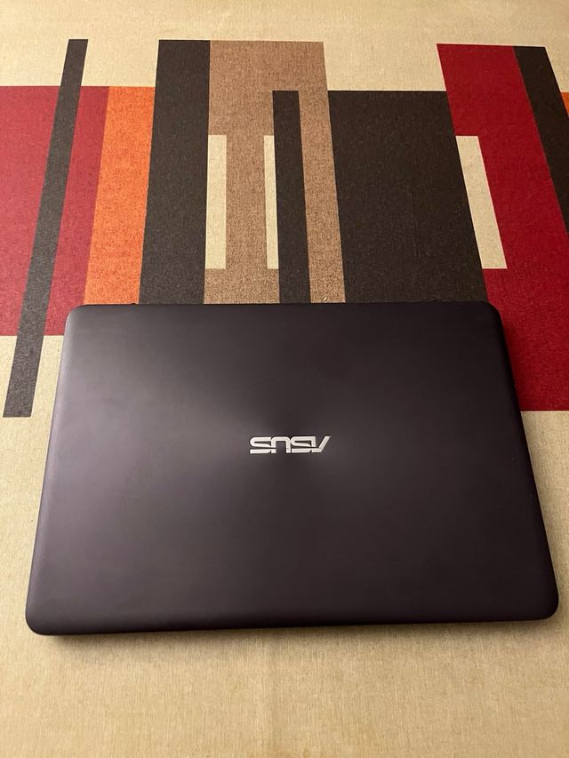 Portátil ASUS UX305UA Negro/Gris