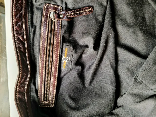 Bolso de piel marrón