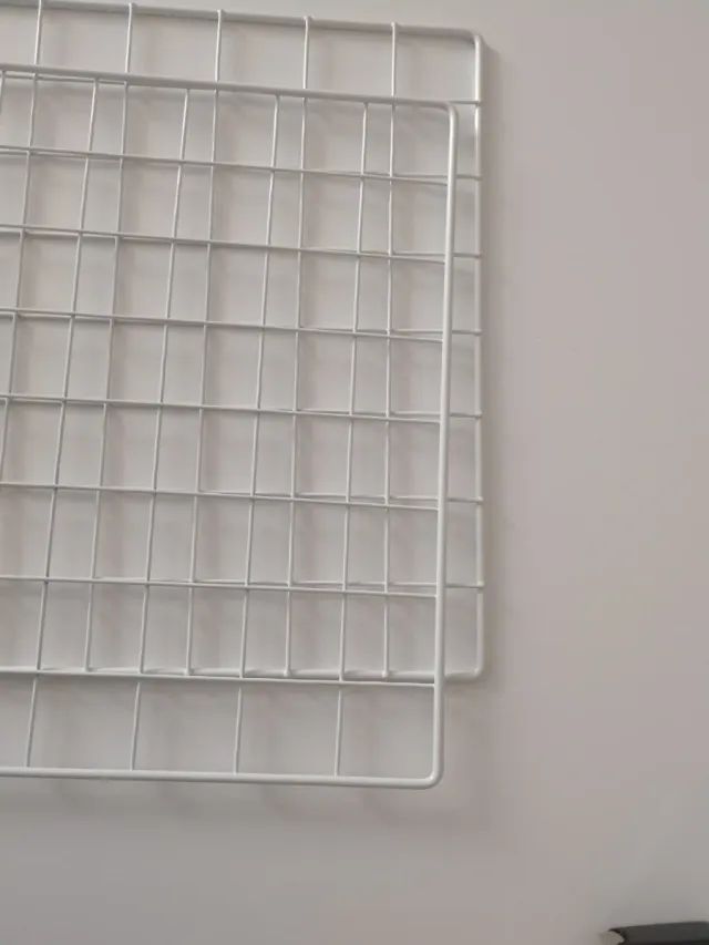 Rejillas metálicas blancas para colgar (2)