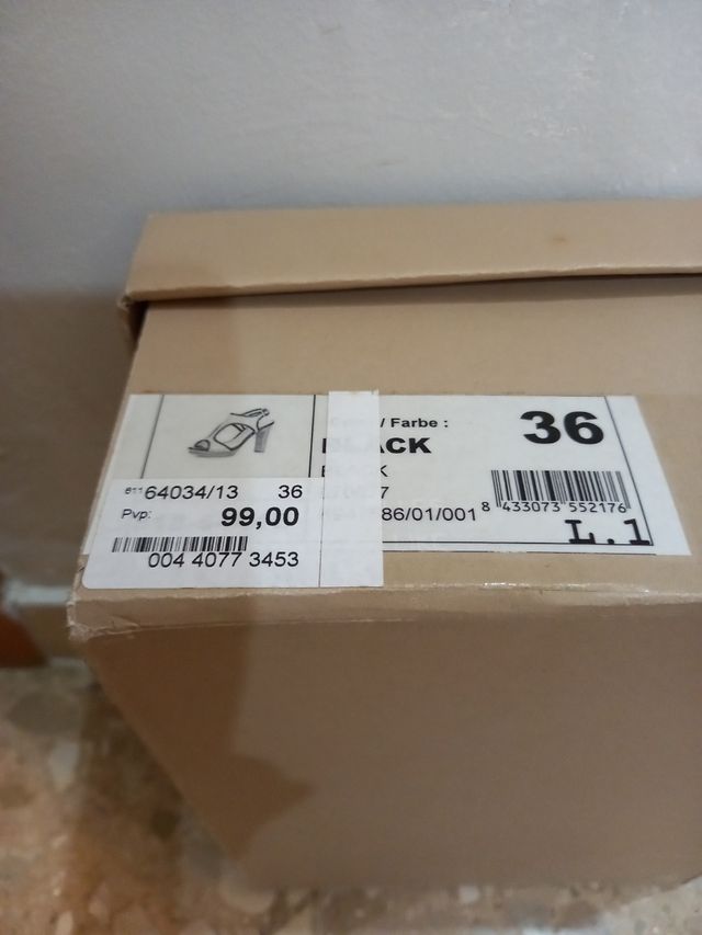 Zapatos de tacón negros