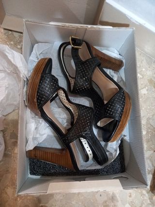 Zapatos de tacón negros